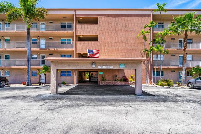 2615 NE 1st Court 410, Boynton Beach, FL 33435
