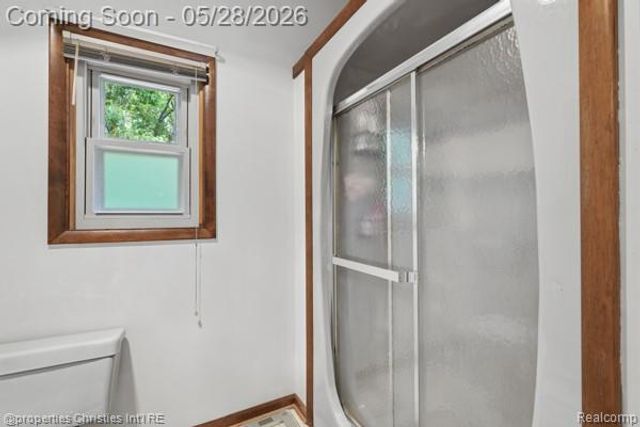 6884 Aeroview Street, West Bloomfield, MI 48324