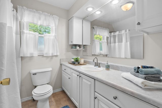 120 Hicks Street, Plainwell, MI 49080