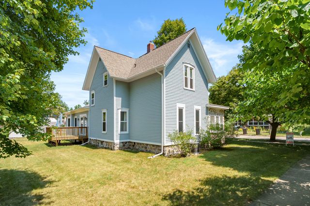 120 Hicks Street, Plainwell, MI 49080