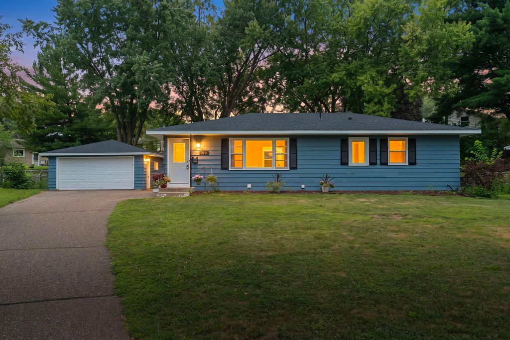 3274 68th Court E, Inver Grove Heights, MN 55076 — exterior