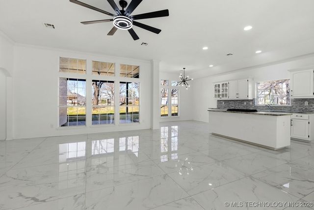 3204 Heritage Drive, Claremore, OK 74019