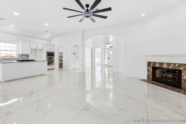 3204 Heritage Drive, Claremore, OK 74019