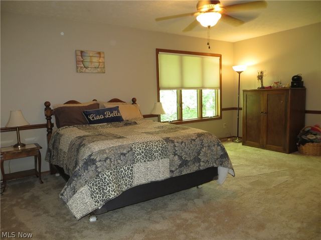 18606 Buccaneer Creek Drive 16, Strongsville, OH 44136