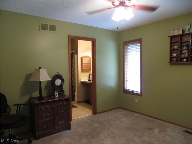 18606 Buccaneer Creek Drive 16, Strongsville, OH 44136