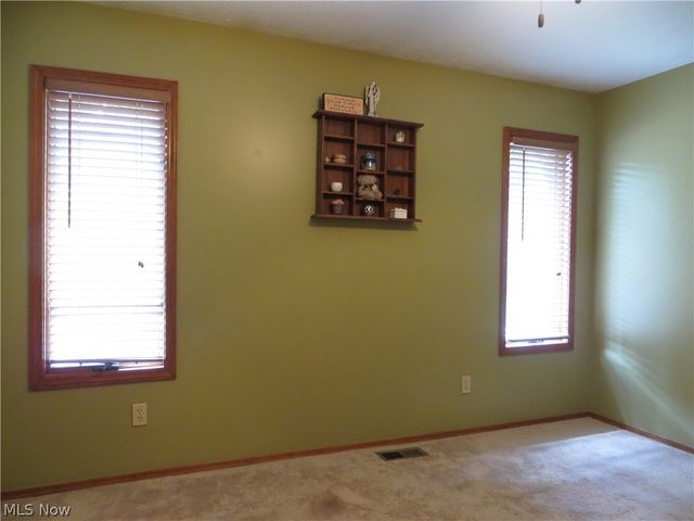 18606 Buccaneer Creek Drive 16, Strongsville, OH 44136