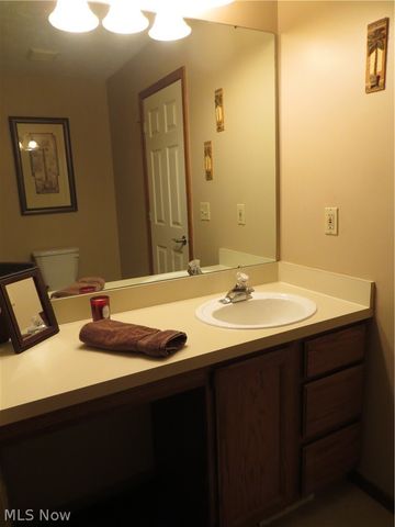 18606 Buccaneer Creek Drive 16, Strongsville, OH 44136