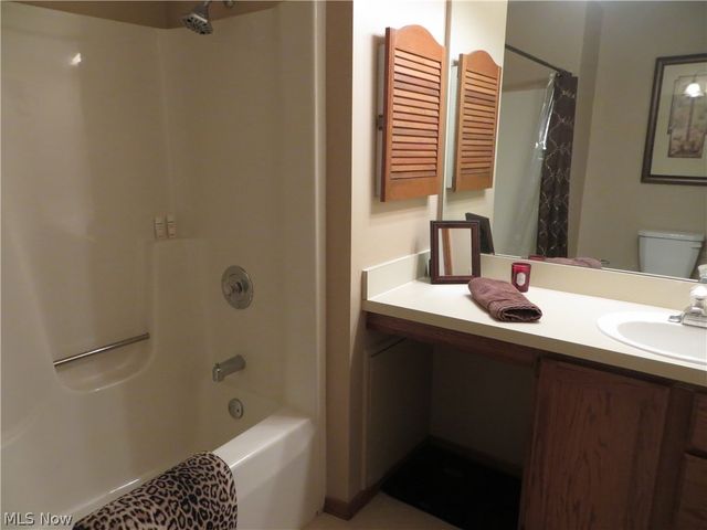 18606 Buccaneer Creek Drive 16, Strongsville, OH 44136