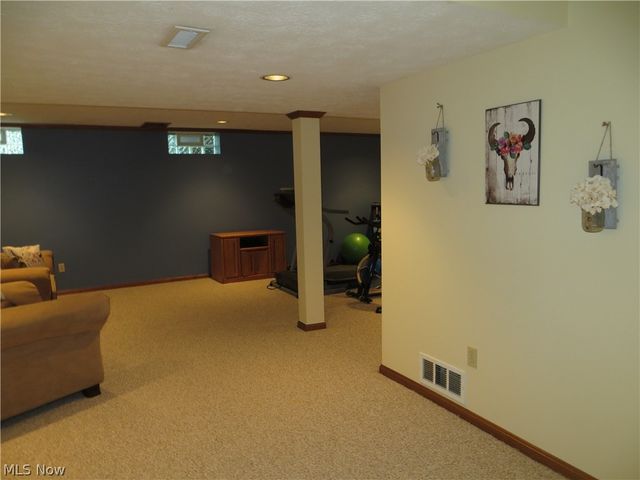 18606 Buccaneer Creek Drive 16, Strongsville, OH 44136
