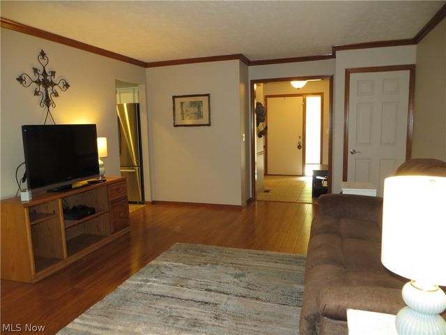 18606 Buccaneer Creek Drive 16, Strongsville, OH 44136