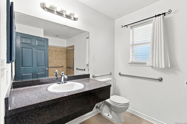608 Whitman Ave, San Antonio, TX 78211