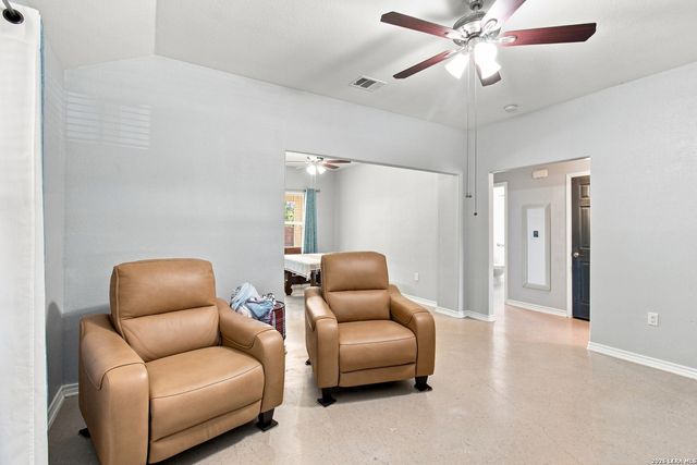 608 Whitman Ave, San Antonio, TX 78211