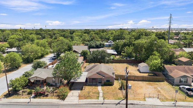 608 Whitman Ave, San Antonio, TX 78211