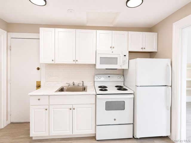 167 Liberty Street 3, Newburgh, NY 12550