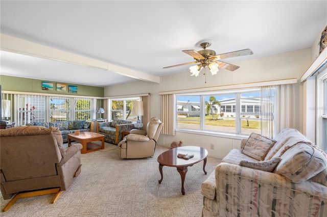 204 51ST AVENUE E, Bradenton, FL 34203