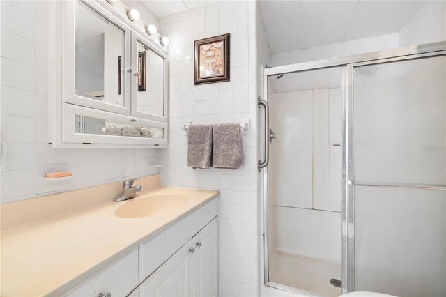 204 51ST AVENUE E, Bradenton, FL 34203