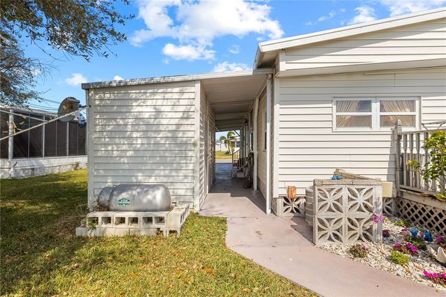 204 51ST AVENUE E, Bradenton, FL 34203