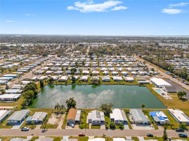 204 51ST AVENUE E, Bradenton, FL 34203