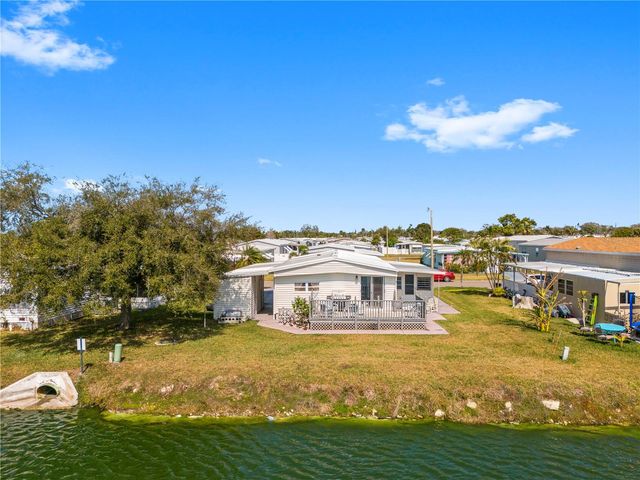 204 51ST AVENUE E, Bradenton, FL 34203