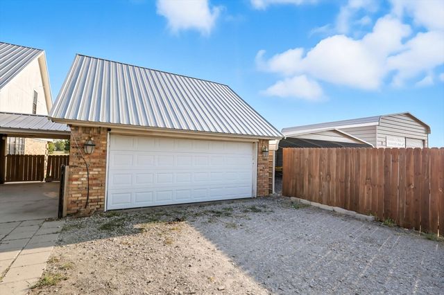 10594 Sam Reynolds Road, Justin, TX 76247