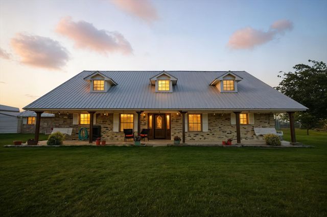 10594 Sam Reynolds Road, Justin, TX 76247