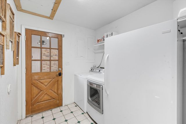 10594 Sam Reynolds Road, Justin, TX 76247