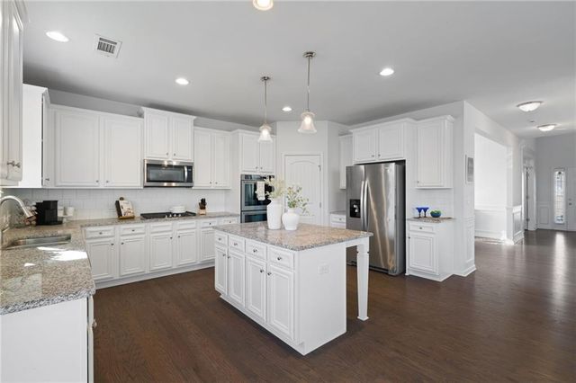 7925 Brewton Creek Drive, Cumming, GA 30028