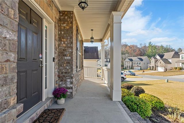 7925 Brewton Creek Drive, Cumming, GA 30028