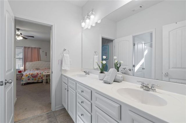 7925 Brewton Creek Drive, Cumming, GA 30028