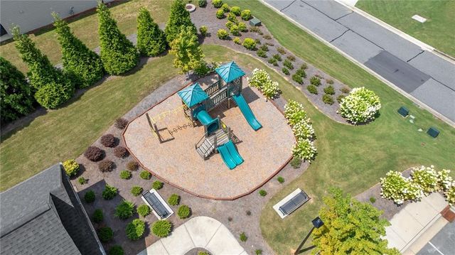 7925 Brewton Creek Drive, Cumming, GA 30028