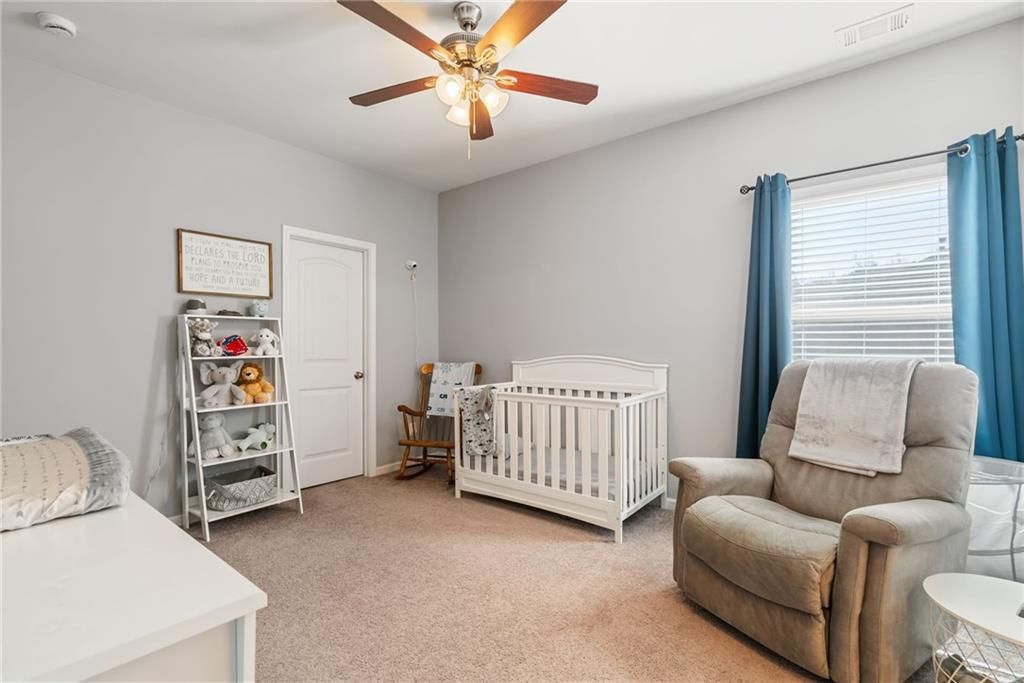 Image 41 of property listing at 7925 Brewton Creek Drive, Cumming, GA 30028