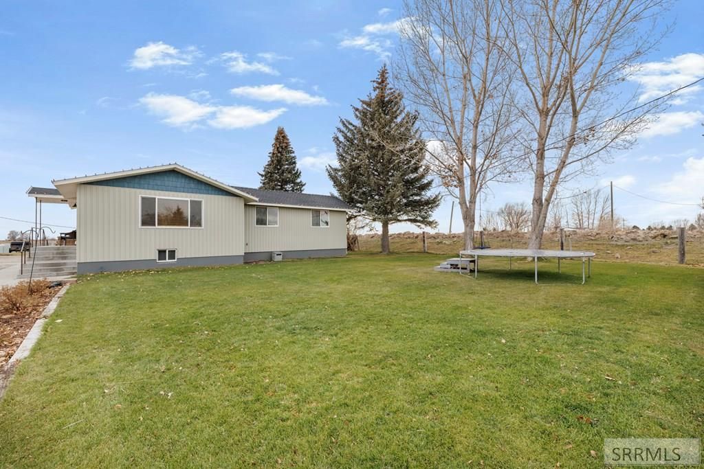 Image 10 of property listing at 1581 West 600 S, Blackfoot, ID 83262