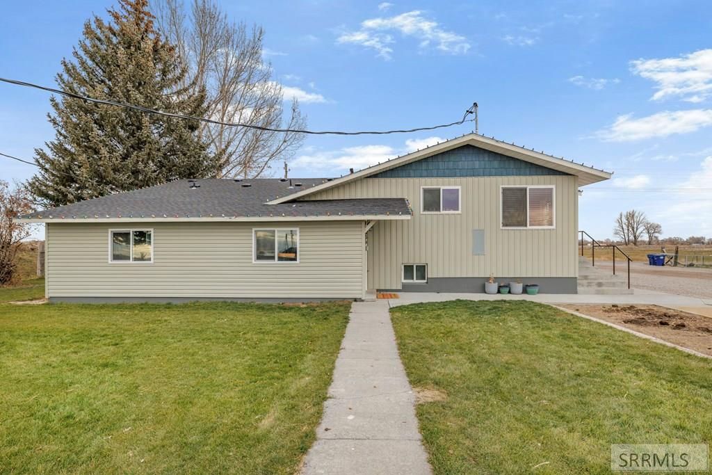 Image 11 of property listing at 1581 West 600 S, Blackfoot, ID 83262