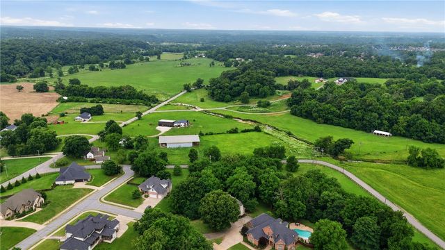 6759 Sunset Ridge Circle, Springdale, AR 72762