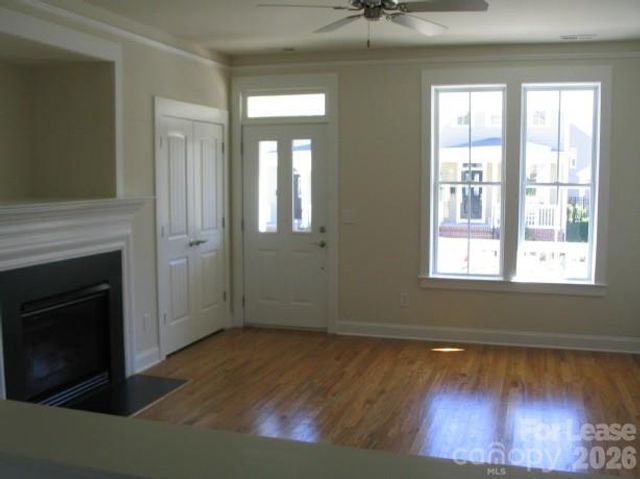 527 Dubois Court, Charlotte, NC 28208