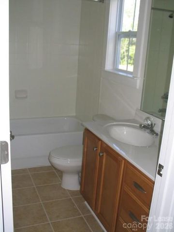 527 Dubois Court, Charlotte, NC 28208