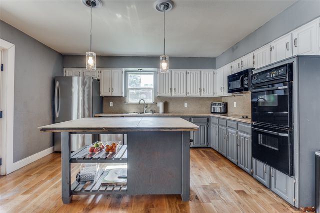 1810 Trowbridge Street, Garland, TX 75044