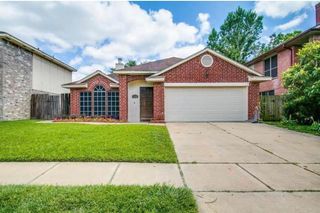 2025 Sandy Knoll Drive, Missouri City, TX 77489