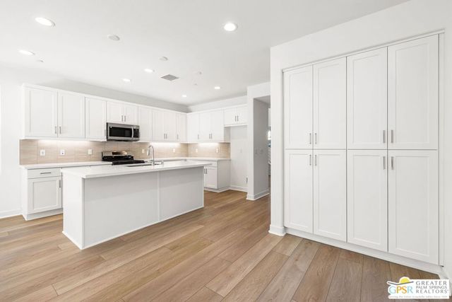 74219 Becker Street, Palm Desert, CA 92211