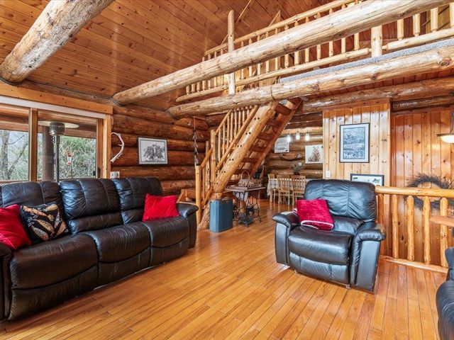 3895 Division Street W, Backus, MN 56435