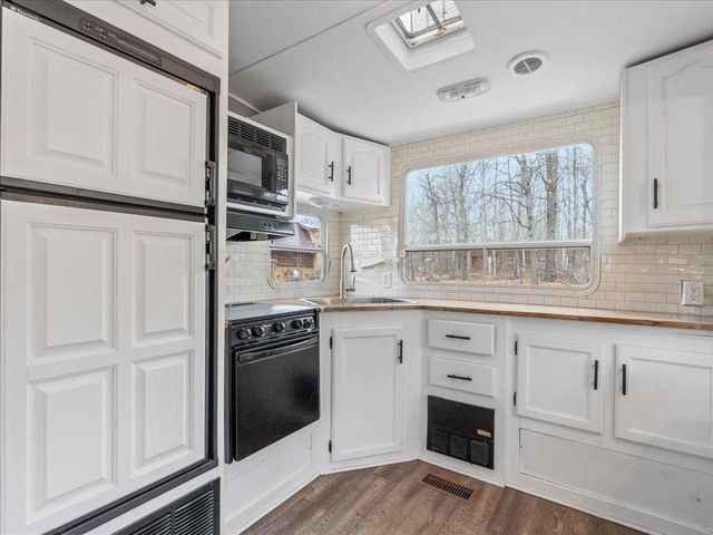 3895 Division Street W, Backus, MN 56435