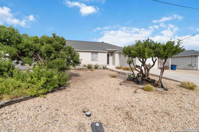 434 Watts, Canyon Lake, TX 78133