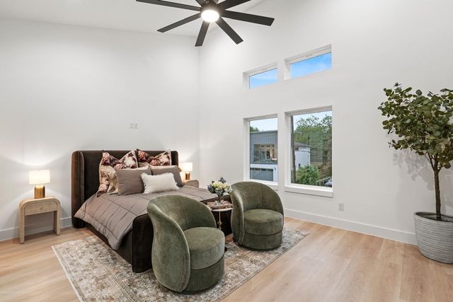 2515 Southland Street, Dallas, TX 75215