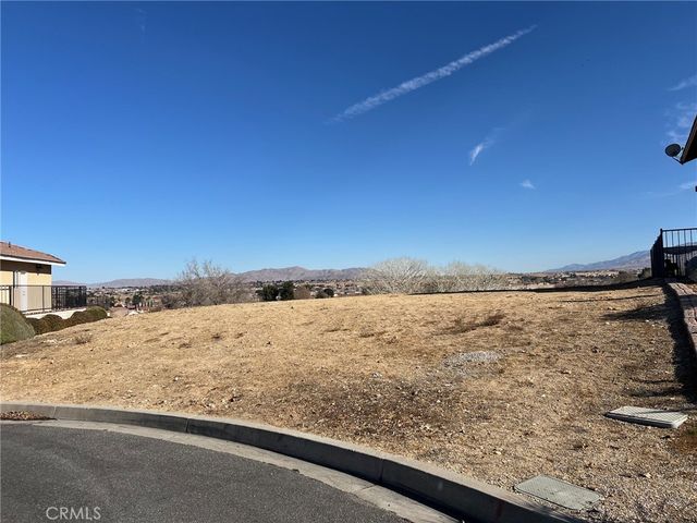 18257 Deauville Drive, Victorville, CA 92395