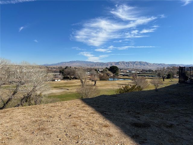 18257 Deauville Drive, Victorville, CA 92395