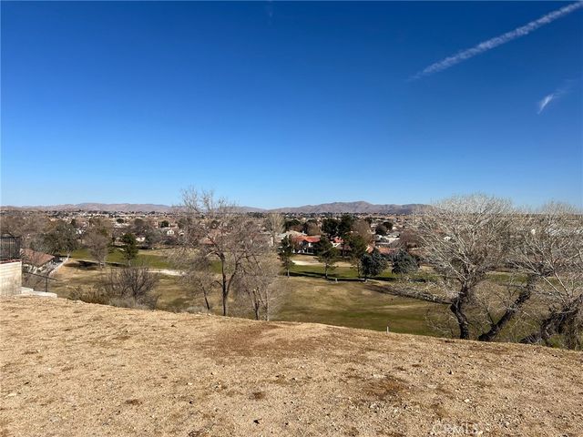 18257 Deauville Drive, Victorville, CA 92395