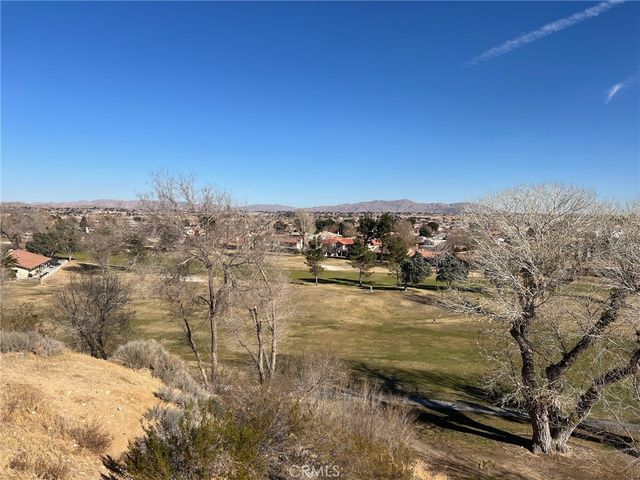 18257 Deauville Drive, Victorville, CA 92395