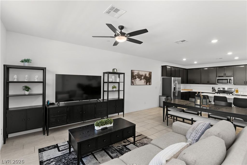 335 Laurel Peak Drive, Henderson, NV 89015 — photo 4