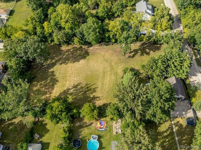 000 Shotka, Garden City, MI 48135