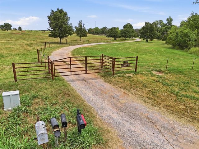13732 W Cooksey Road, Crescent, OK 73028
